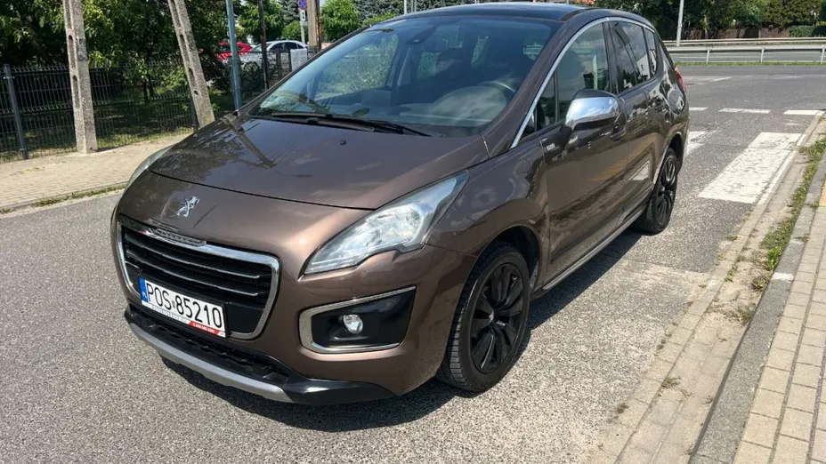 PEUGEOT 3008 -