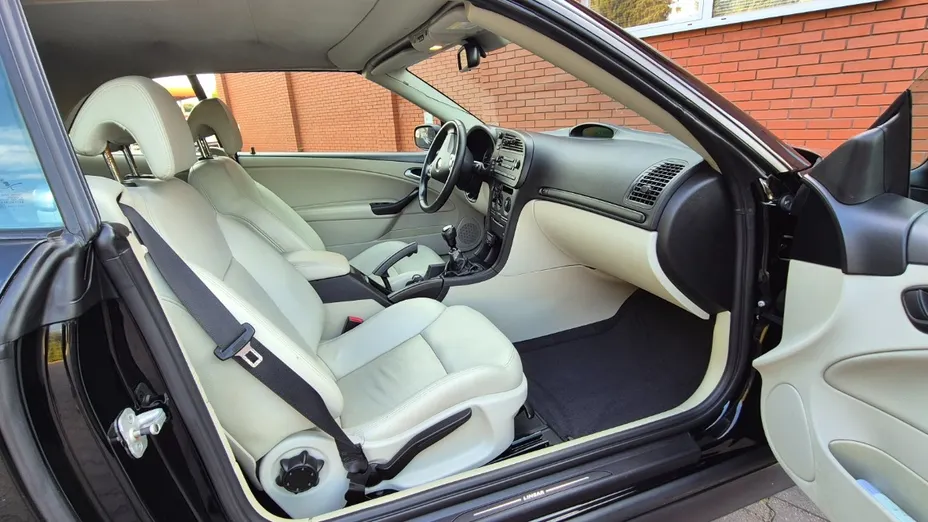 SAAB 9-3 -