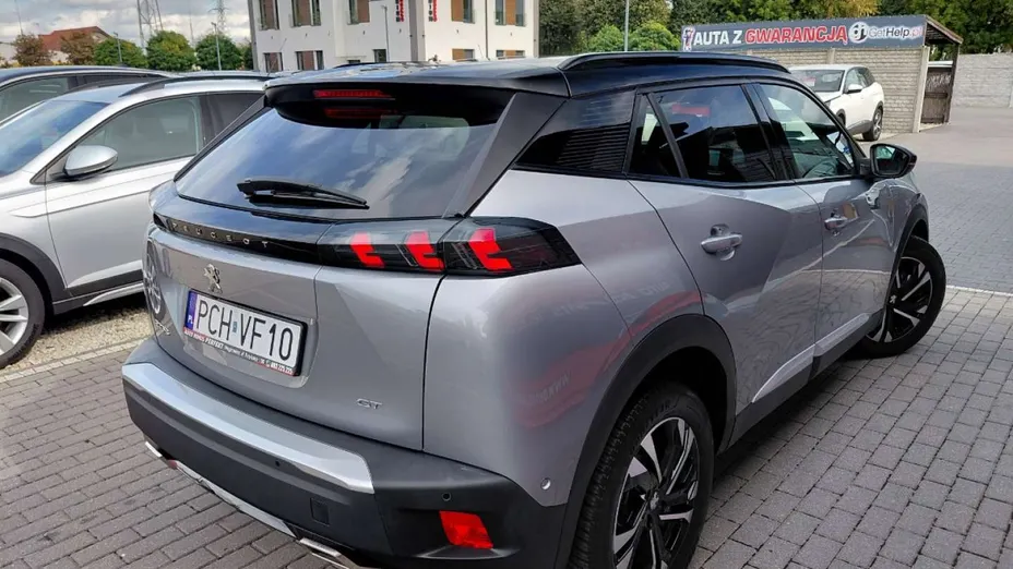 PEUGEOT 2008 -