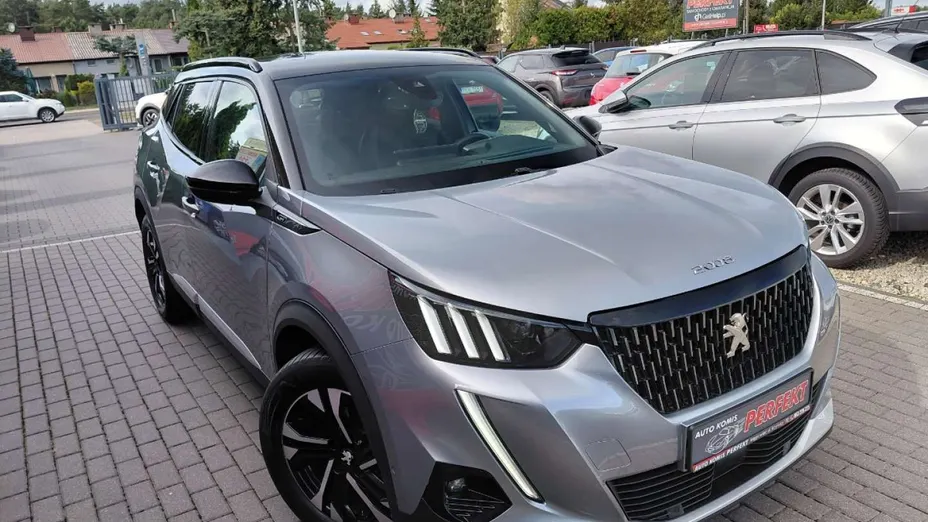 PEUGEOT 2008 -