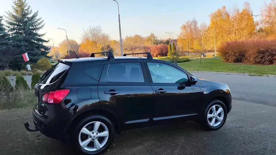 NISSAN Qashqai -