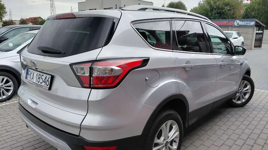 FORD Kuga -