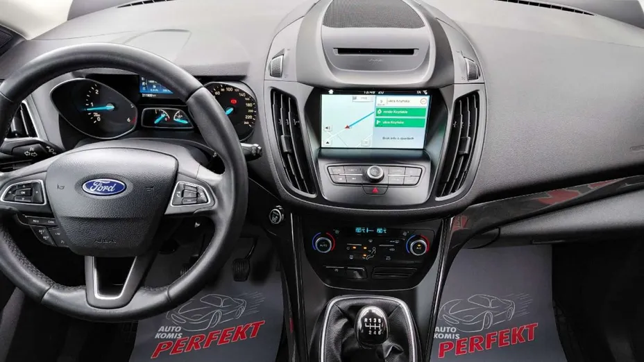 FORD Kuga -