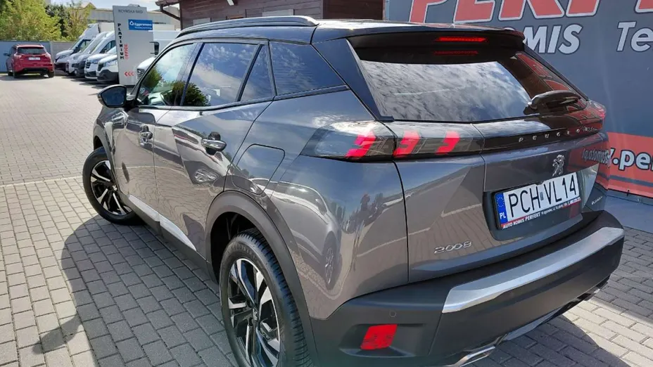 PEUGEOT 2008 -
