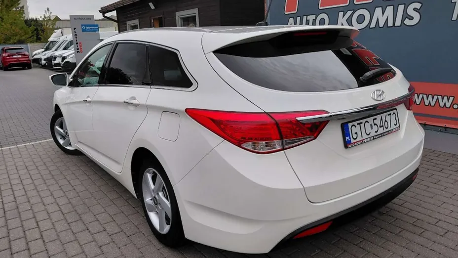 HYUNDAI i40 -
