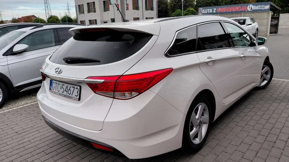 HYUNDAI i40 -