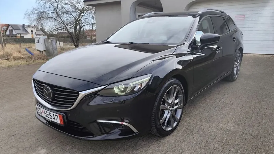 MAZDA 6 -