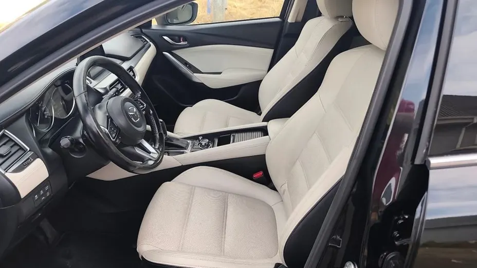 MAZDA 6 -
