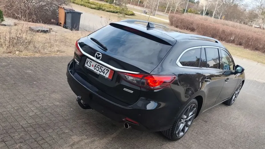 MAZDA 6 -