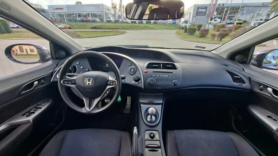 HONDA Civic -