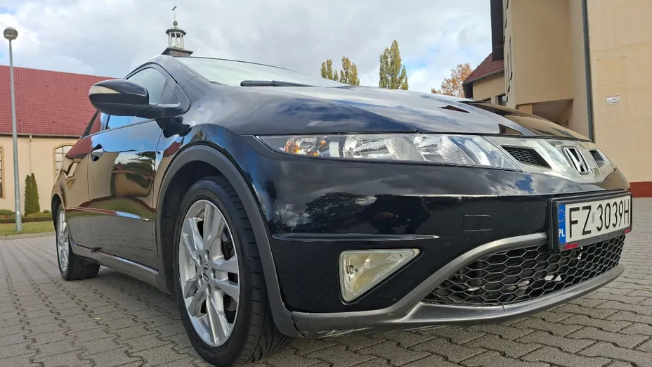 HONDA Civic -