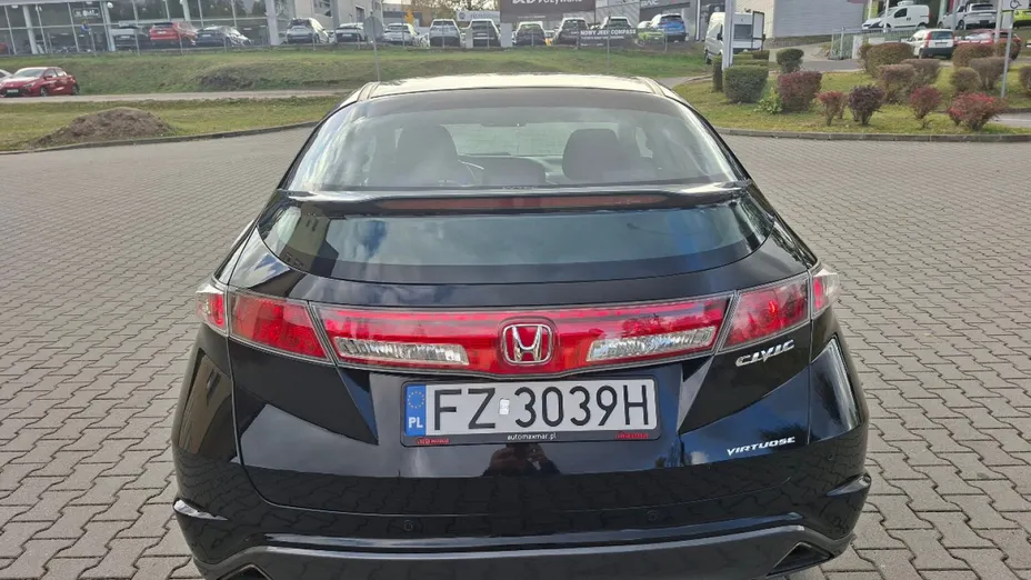 HONDA Civic -