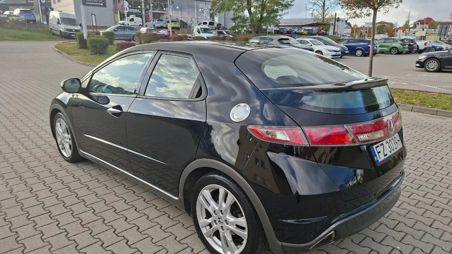 HONDA Civic -