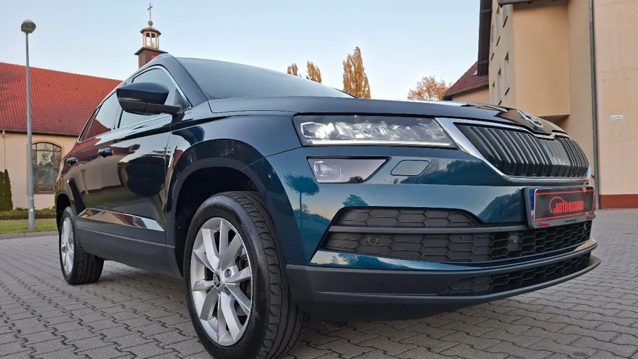 SKODA Karoq -