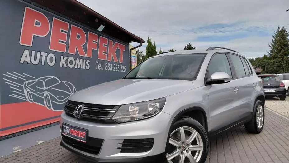 VOLKSWAGEN Tiguan -