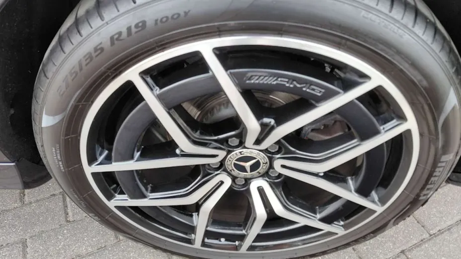 MERCEDES-BENZ E Klasa -