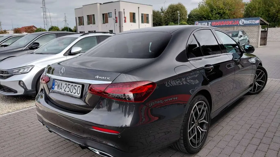 MERCEDES-BENZ E Klasa -