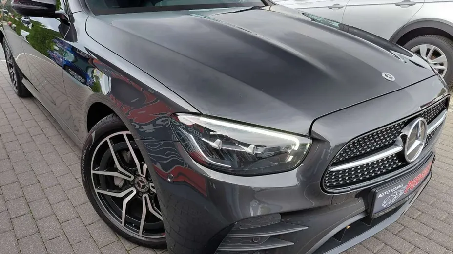 MERCEDES-BENZ E Klasa -