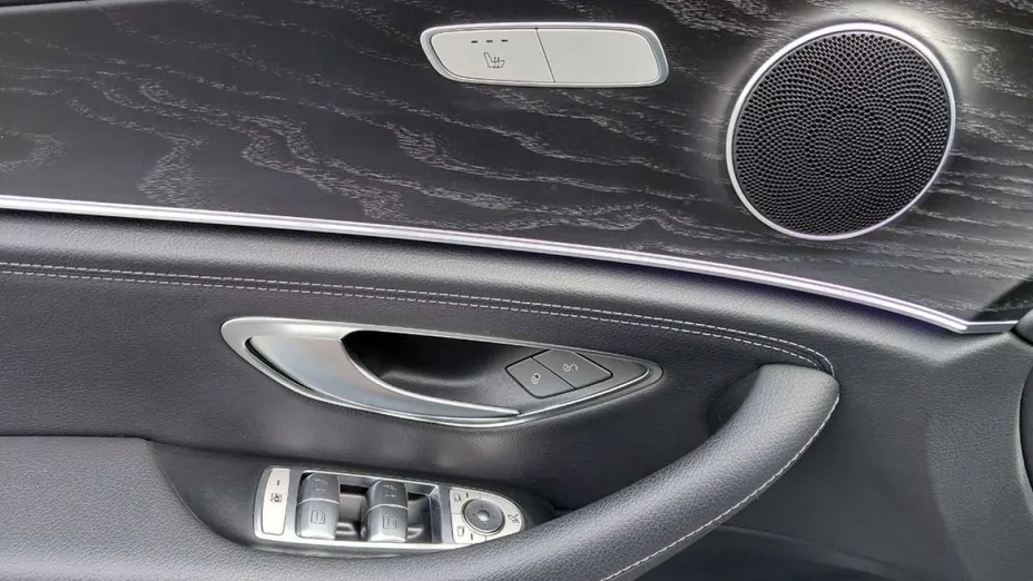 MERCEDES-BENZ E Klasa -