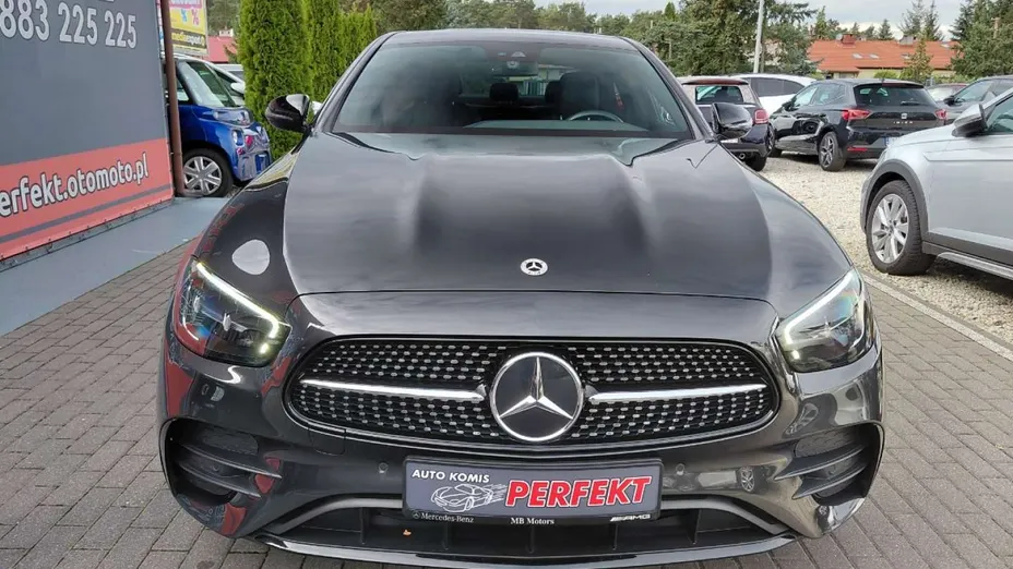 MERCEDES-BENZ E Klasa -