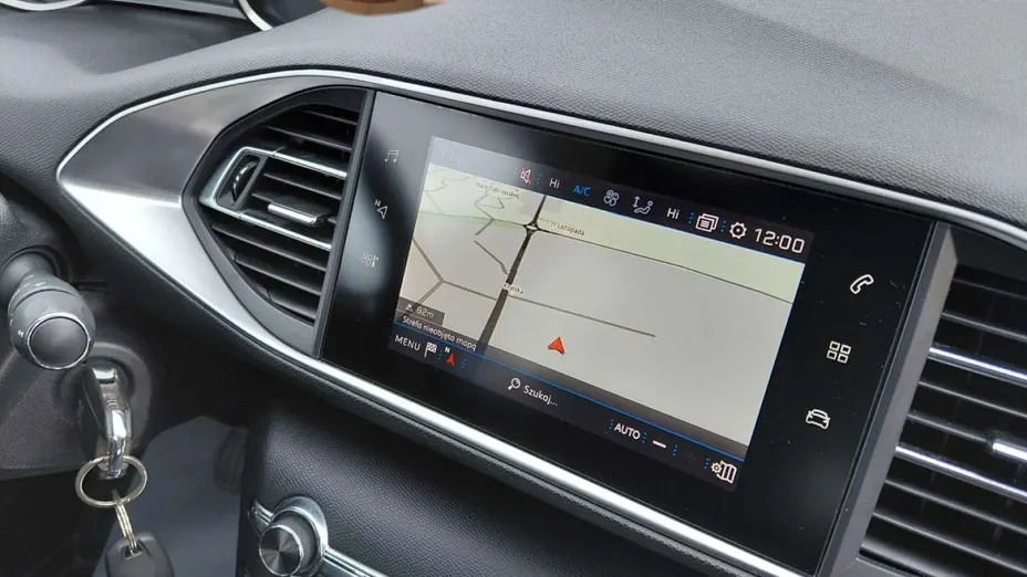 PEUGEOT 308 -