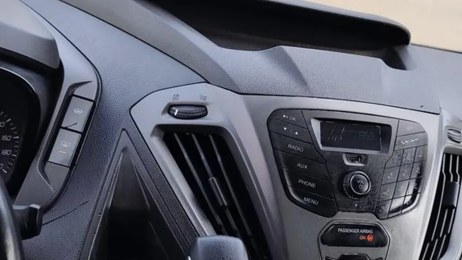 FORD Tourneo Custom -