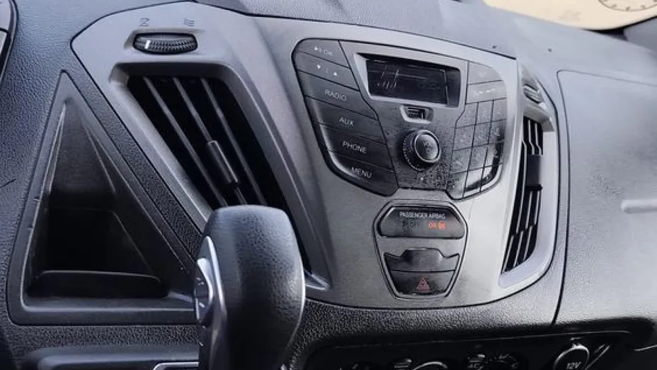 FORD Tourneo Custom -