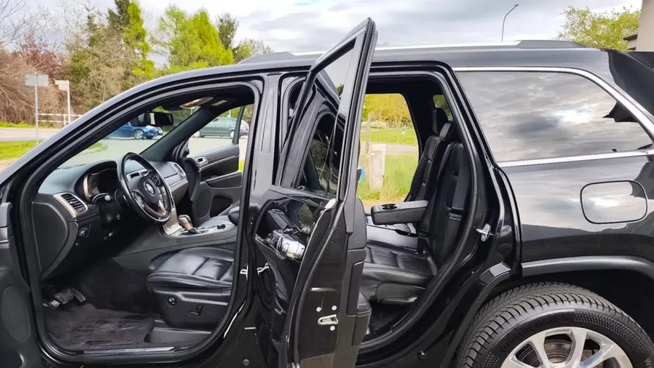 JEEP Grand Cherokee -