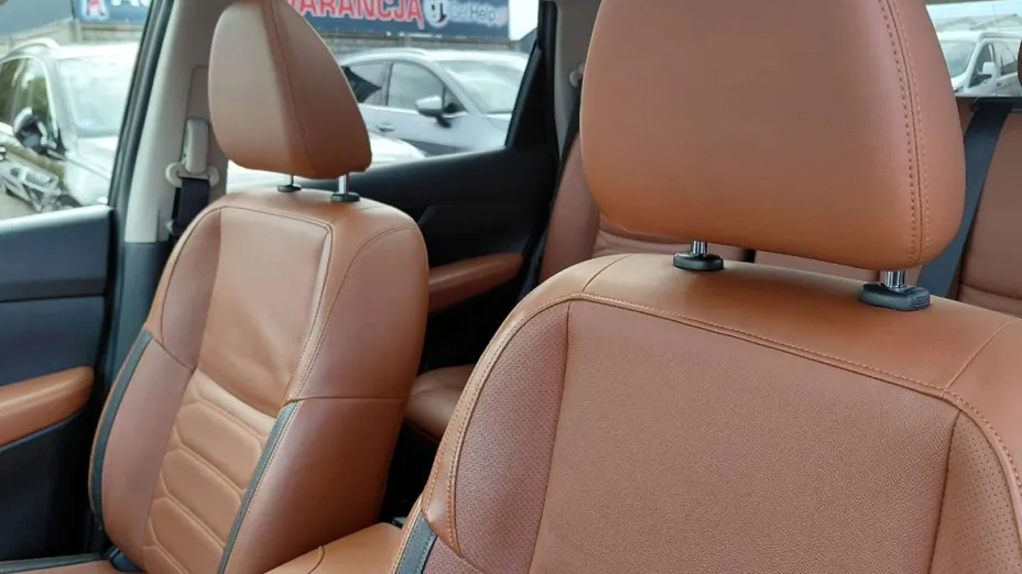 NISSAN X-Trail -