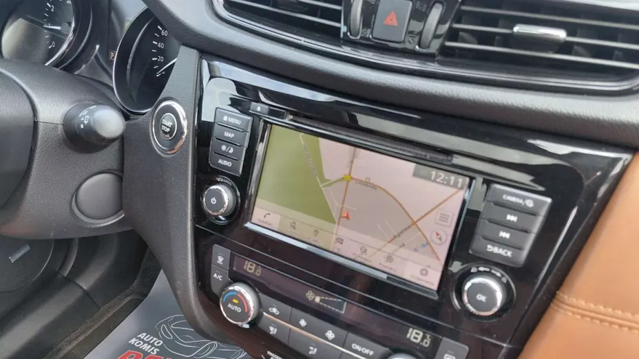 NISSAN X-Trail -