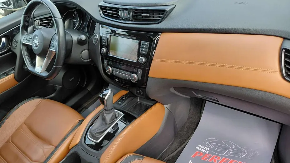 NISSAN X-Trail -
