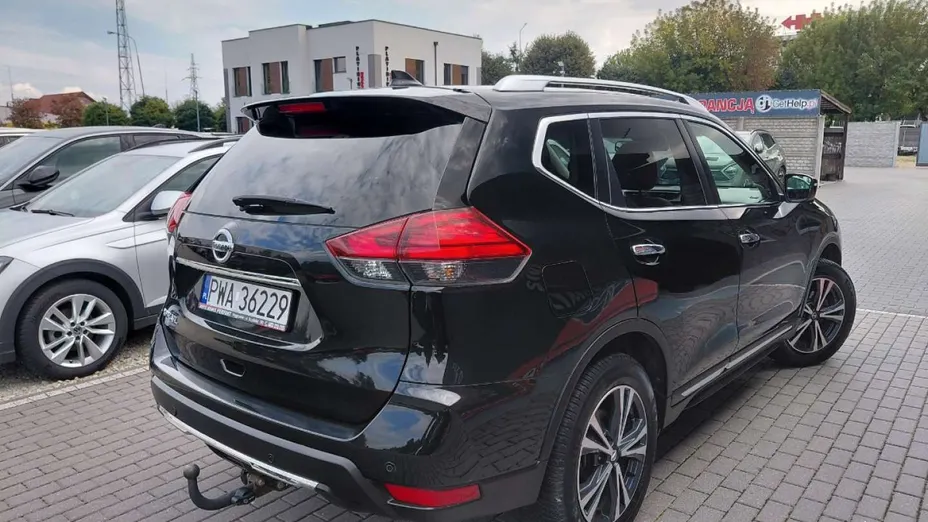 NISSAN X-Trail -