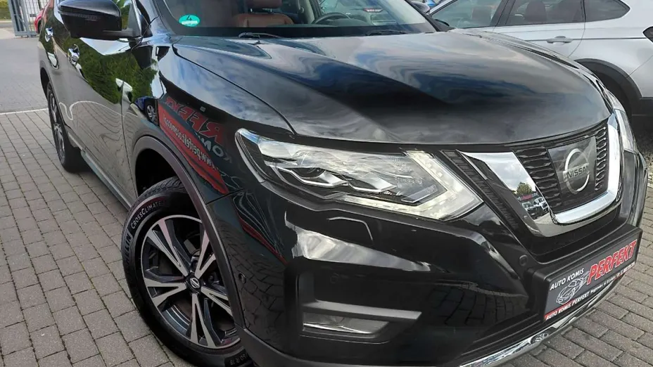 NISSAN X-Trail -