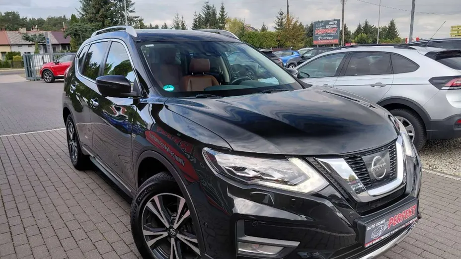 NISSAN X-Trail -