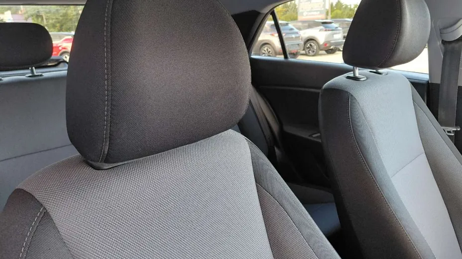 HYUNDAI i20 -