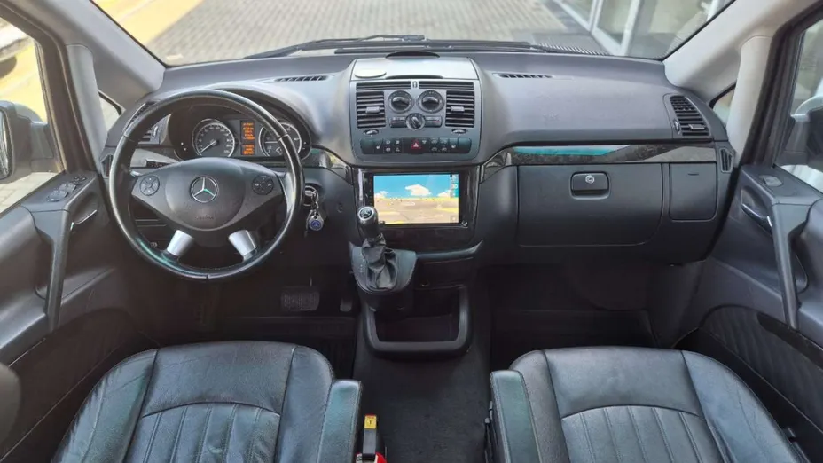 MERCEDES-BENZ Viano -