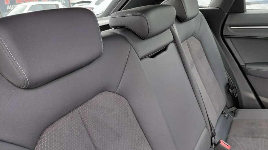 AUDI Q3 -