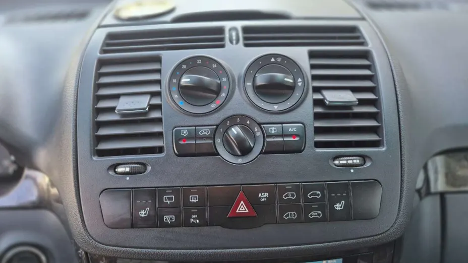 MERCEDES-BENZ Viano -