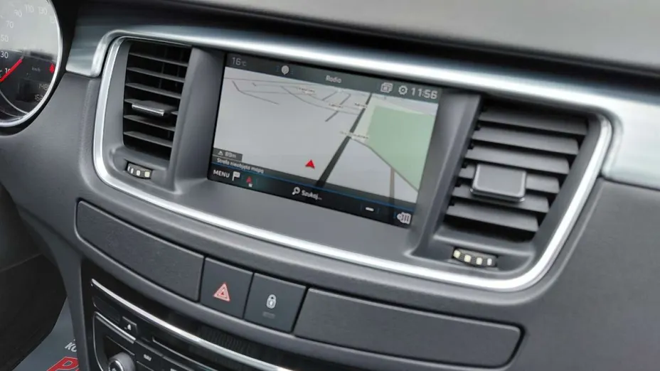 PEUGEOT 508 -