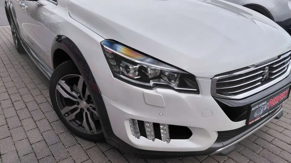 PEUGEOT 508 -