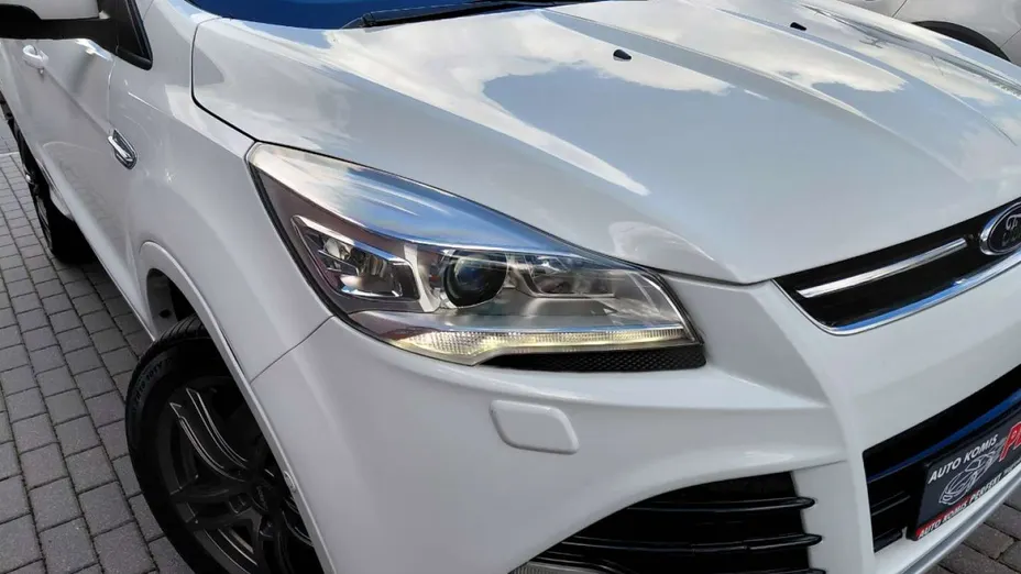 FORD Kuga -