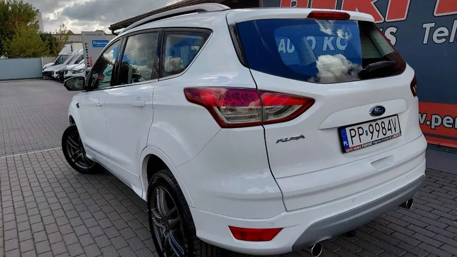 FORD Kuga -