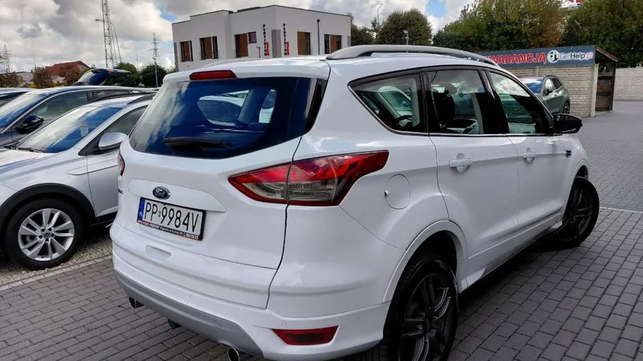 FORD Kuga -