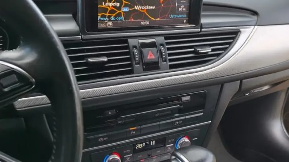 AUDI A6 Avant -