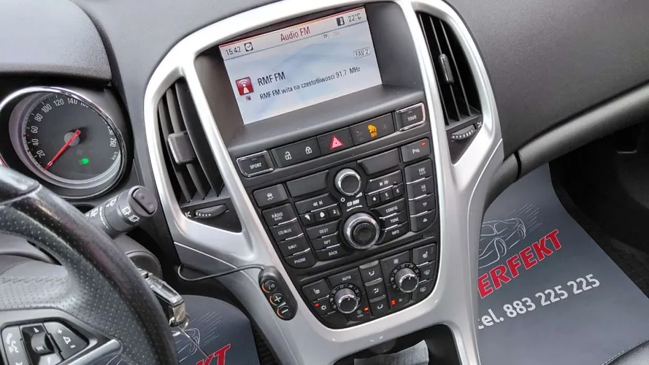 OPEL Astra -