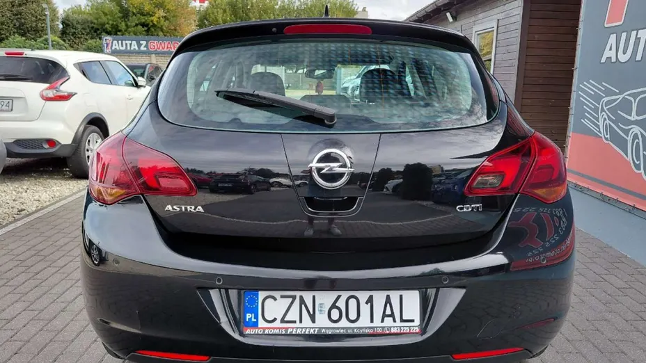 OPEL Astra -