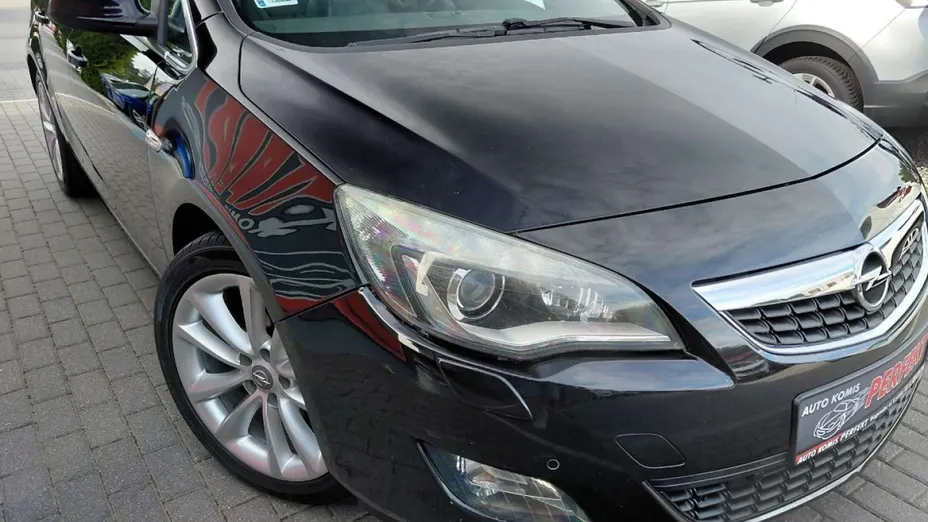 OPEL Astra -