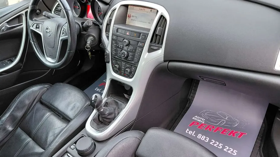OPEL Astra -