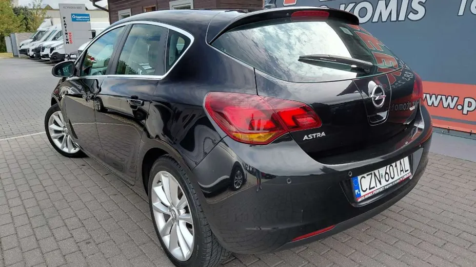 OPEL Astra -