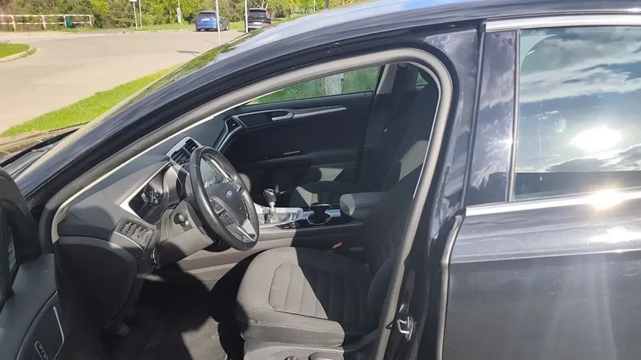 FORD Mondeo -
